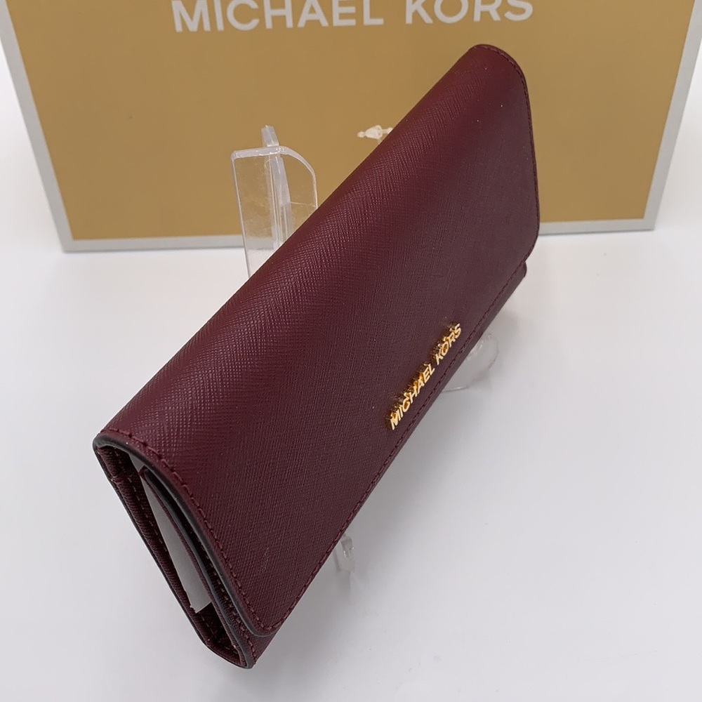 MICHAEL KORS JET SET TRAVEL LG TRIFOLD MERLOT - Picture 8 of 16